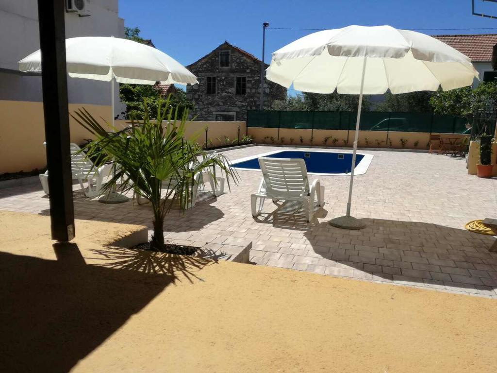 Apartmani Sprljan Vodice Exterior photo