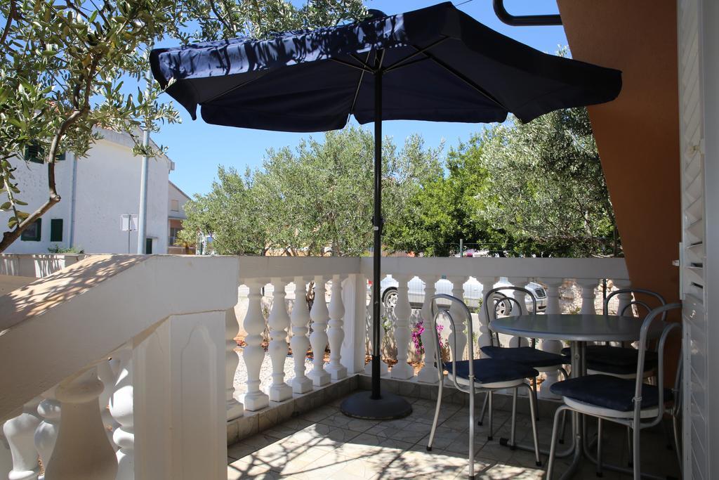 Apartmani Sprljan Vodice Exterior photo